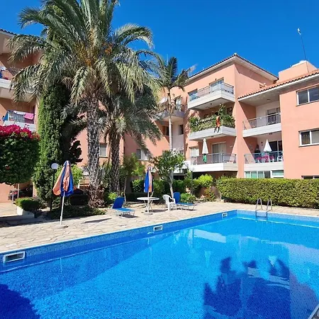 Apartment Central 2 Bedroom In Kato Paphos