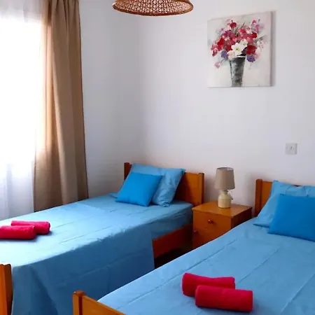 Central 2 Bedroom In Kato * Paphos