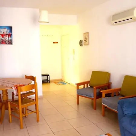 Apartment Central 2 Bedroom In Kato Paphos